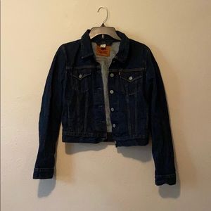 Cropped Dark Levi’s Jean Jacket